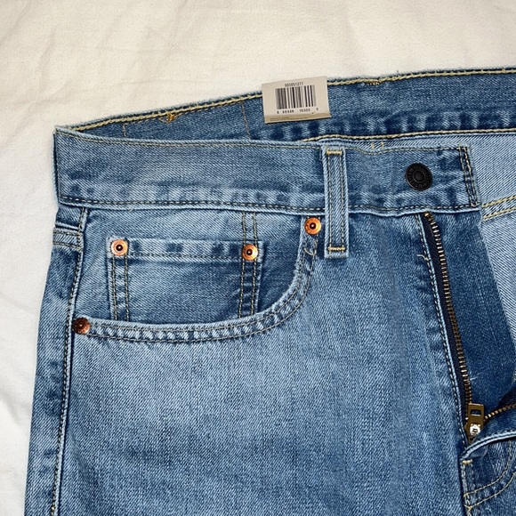 NWT Levi’s 505 Regular Light Wash Waist 31 - Picture 8 of 10